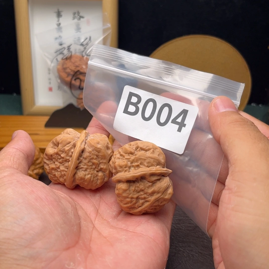 把件文玩核桃37蛤蟆头b004