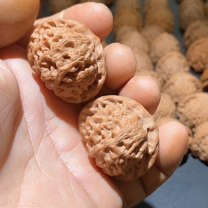 文玩核桃吊坠宫灯