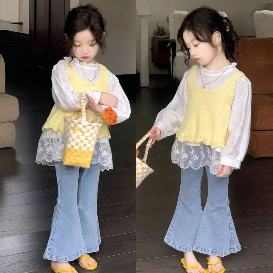 韩版女童春秋套装新款洋气女宝针织马甲蕾丝衬衫牛仔裤三件套