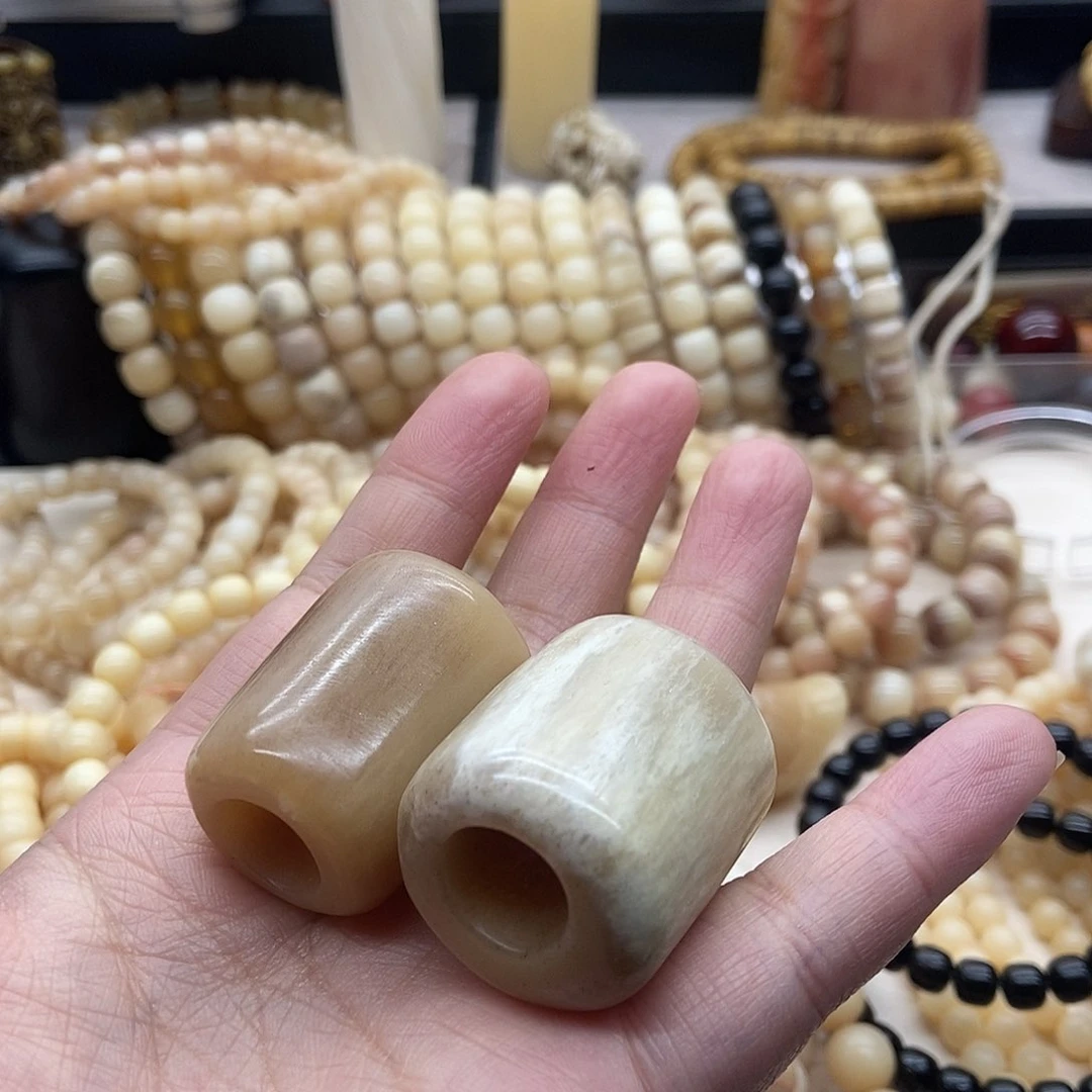 驼骨手串/手链蛇*驼骨手球两个