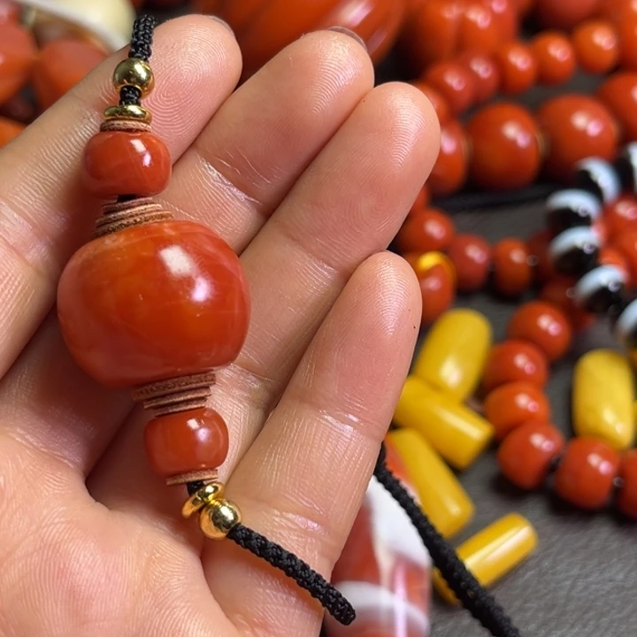 颈饰琉璃沧***笑琉璃…………