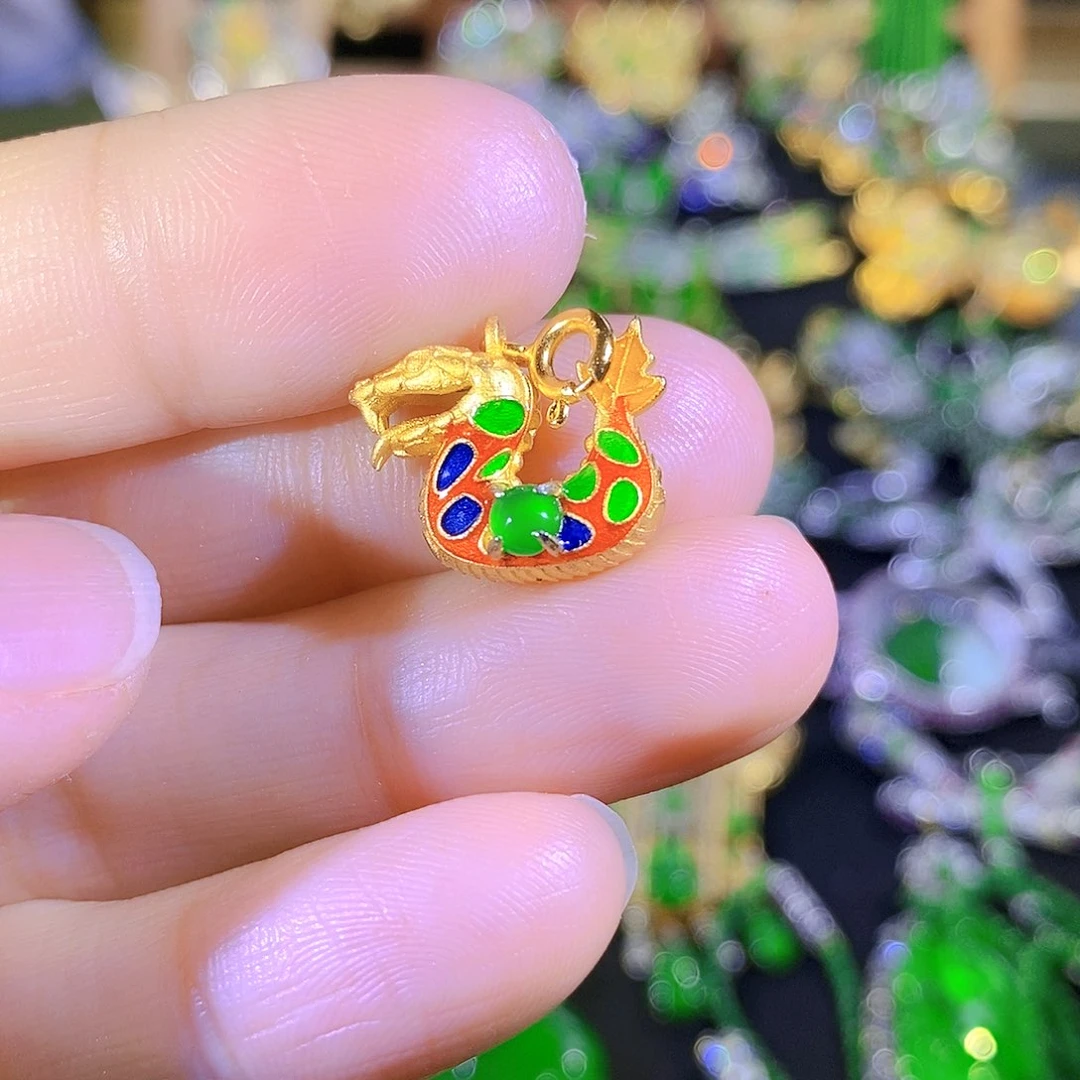 颈饰银S925镶嵌翡翠