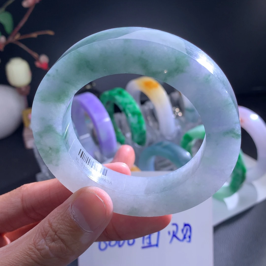 定制翡翠未镶嵌手镯