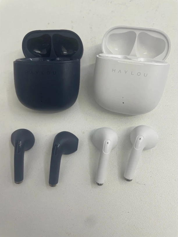 9新  Haylou半入耳蓝牙耳机Z999