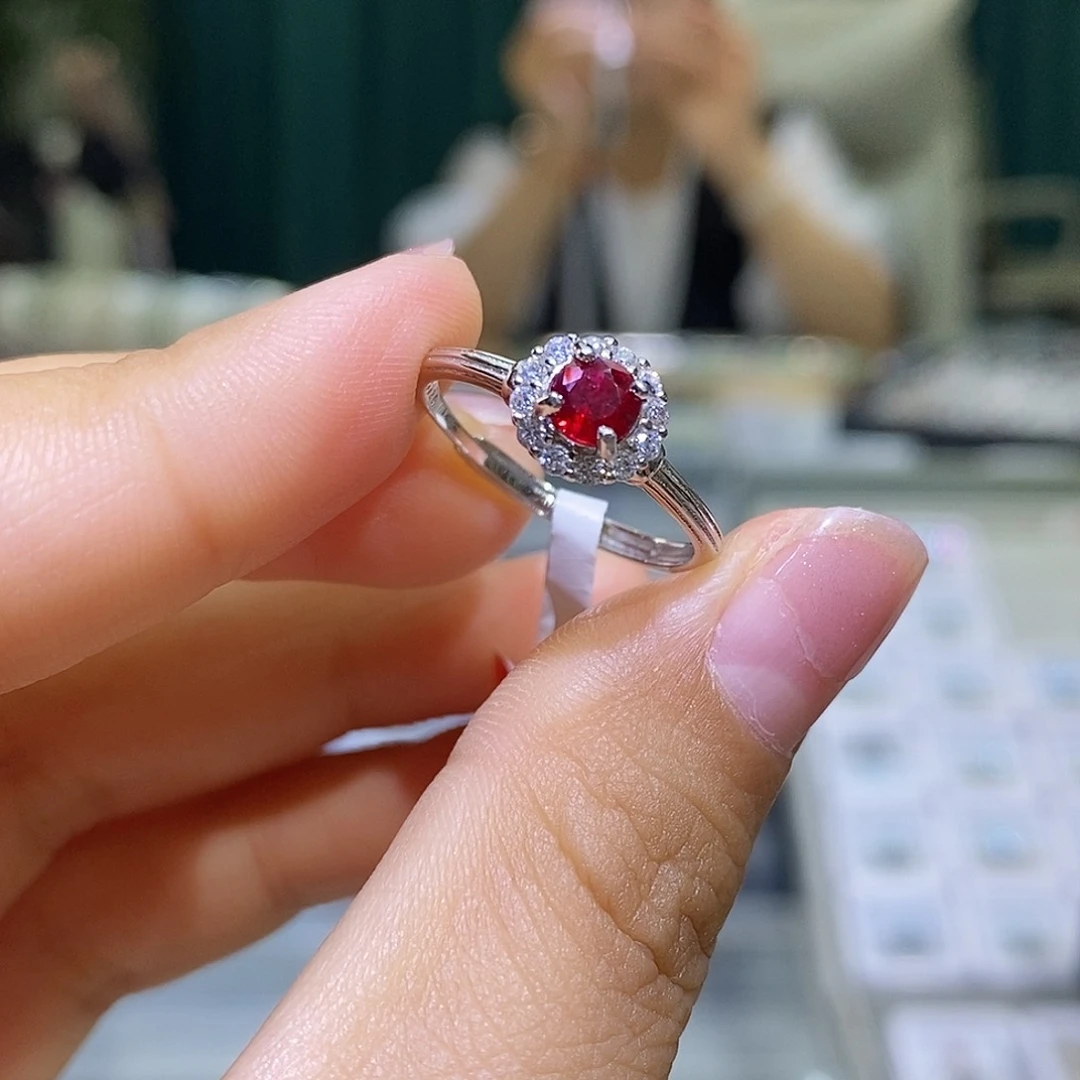 红宝石戒指银S925镶嵌天然红宝石