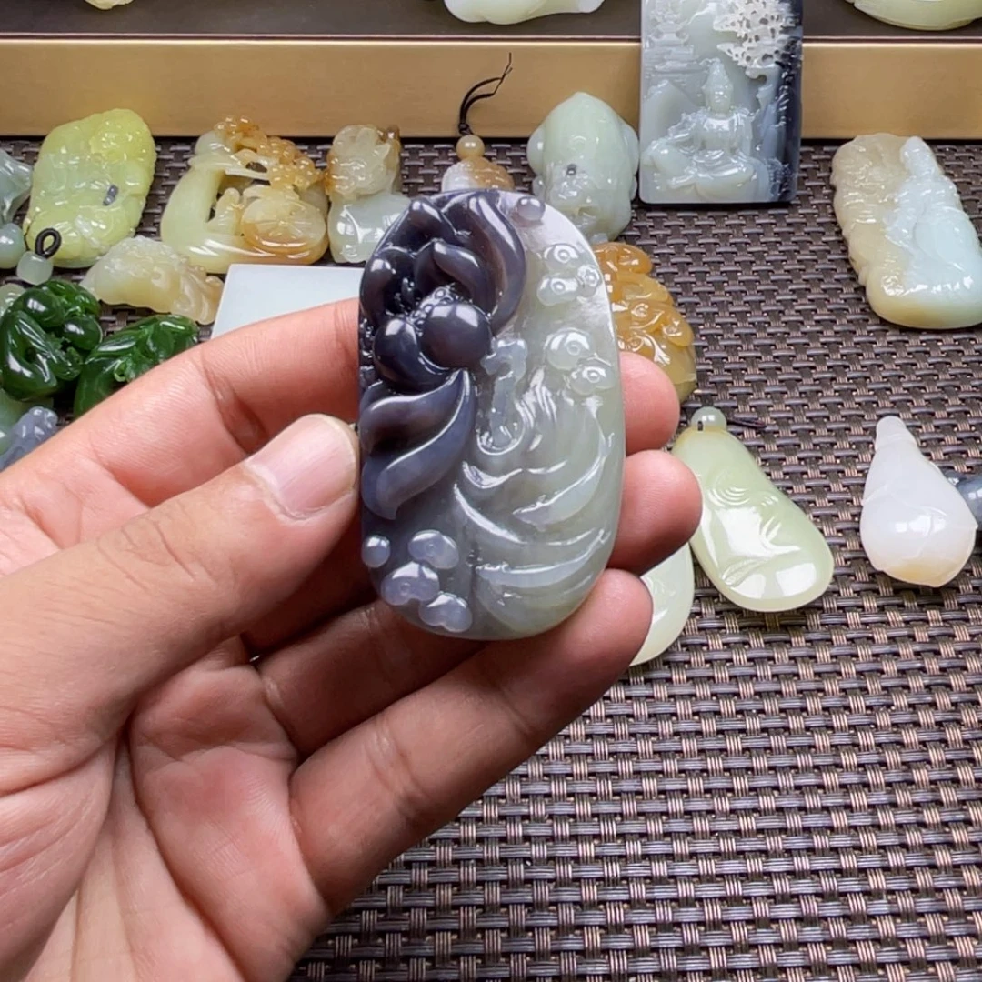 葫***芦颈饰未镶嵌和田玉