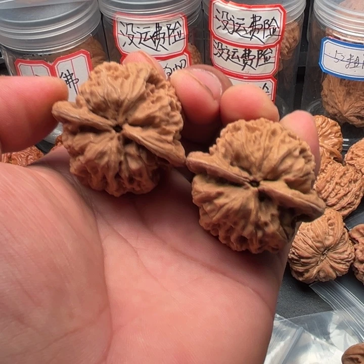 把件文玩核桃将军43