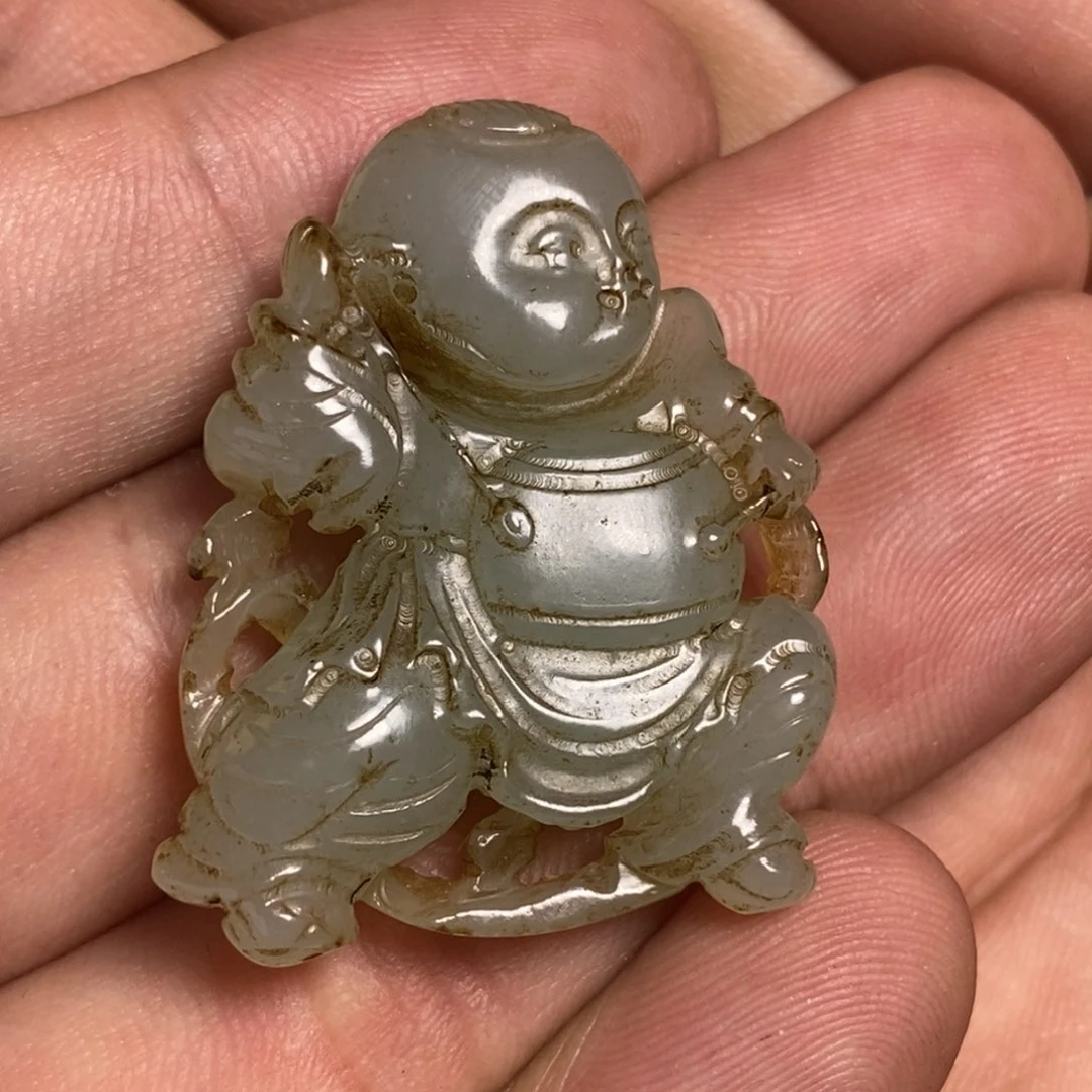 和田玉未镶嵌颈饰德*