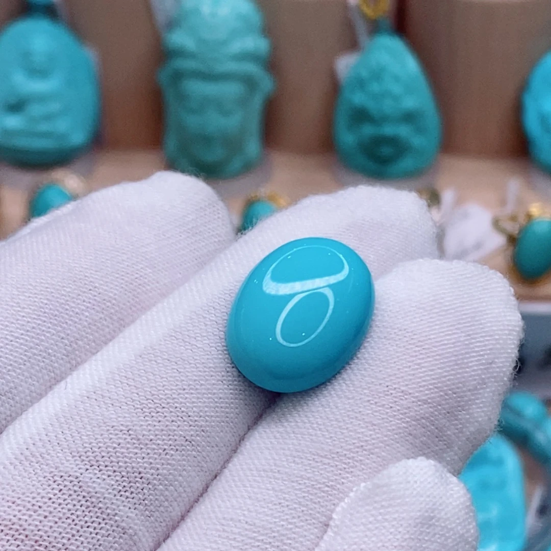 绿松石未镶嵌珠宝奇石