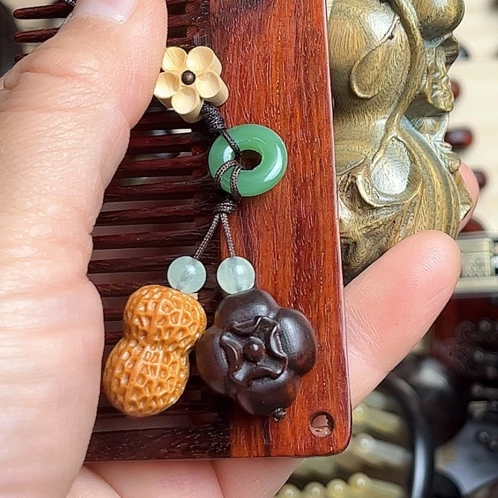 交趾黄檀（大红酸枝）梳子葫芦吊坠