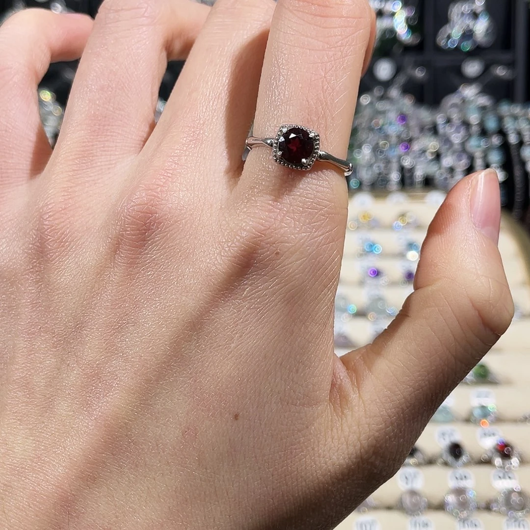 石榴石银S925镶嵌戒指戒指