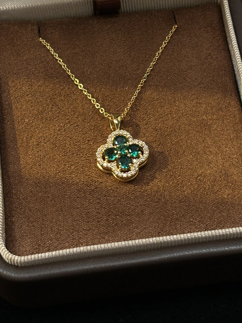 铜合金项链 【青旋幸草】绿色四叶草气质轻奢时尚百搭旋转项链H4559