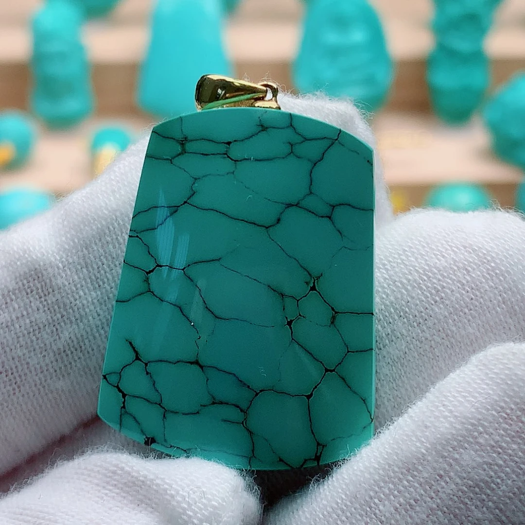 绿松石18K金镶嵌无事牌