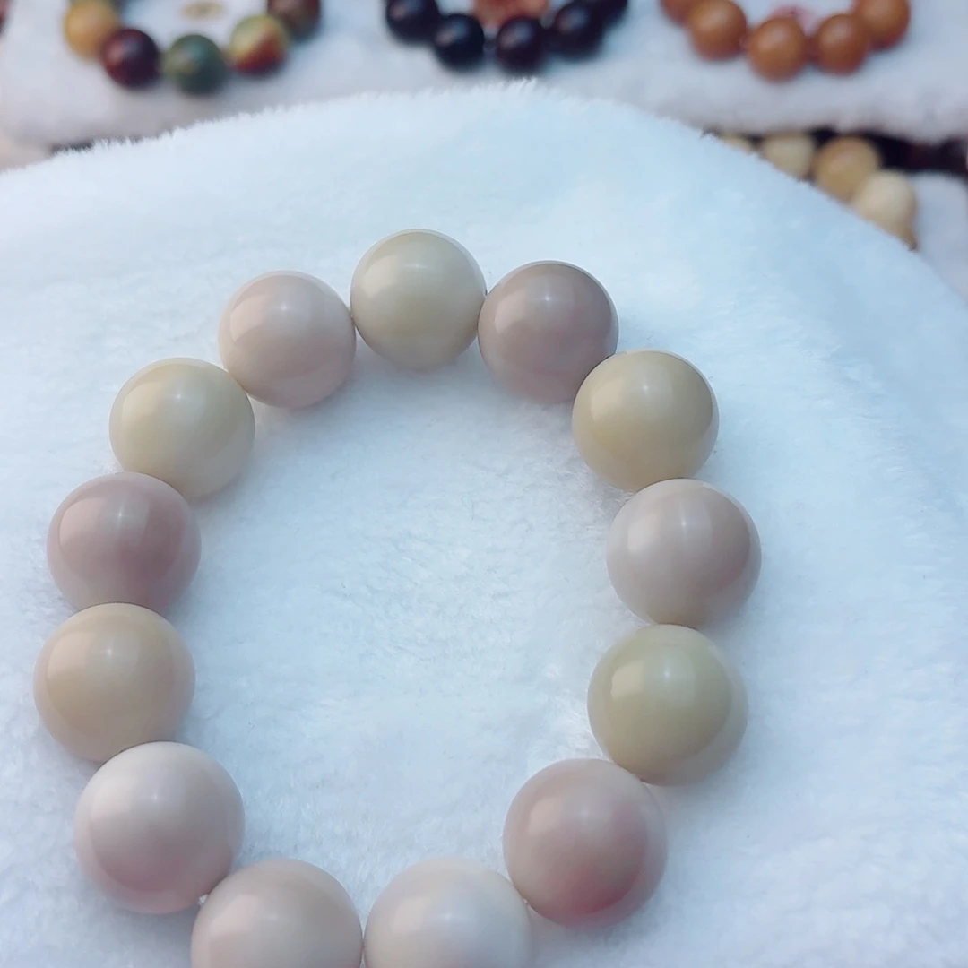 要***喔吊坠菩提根/象牙果