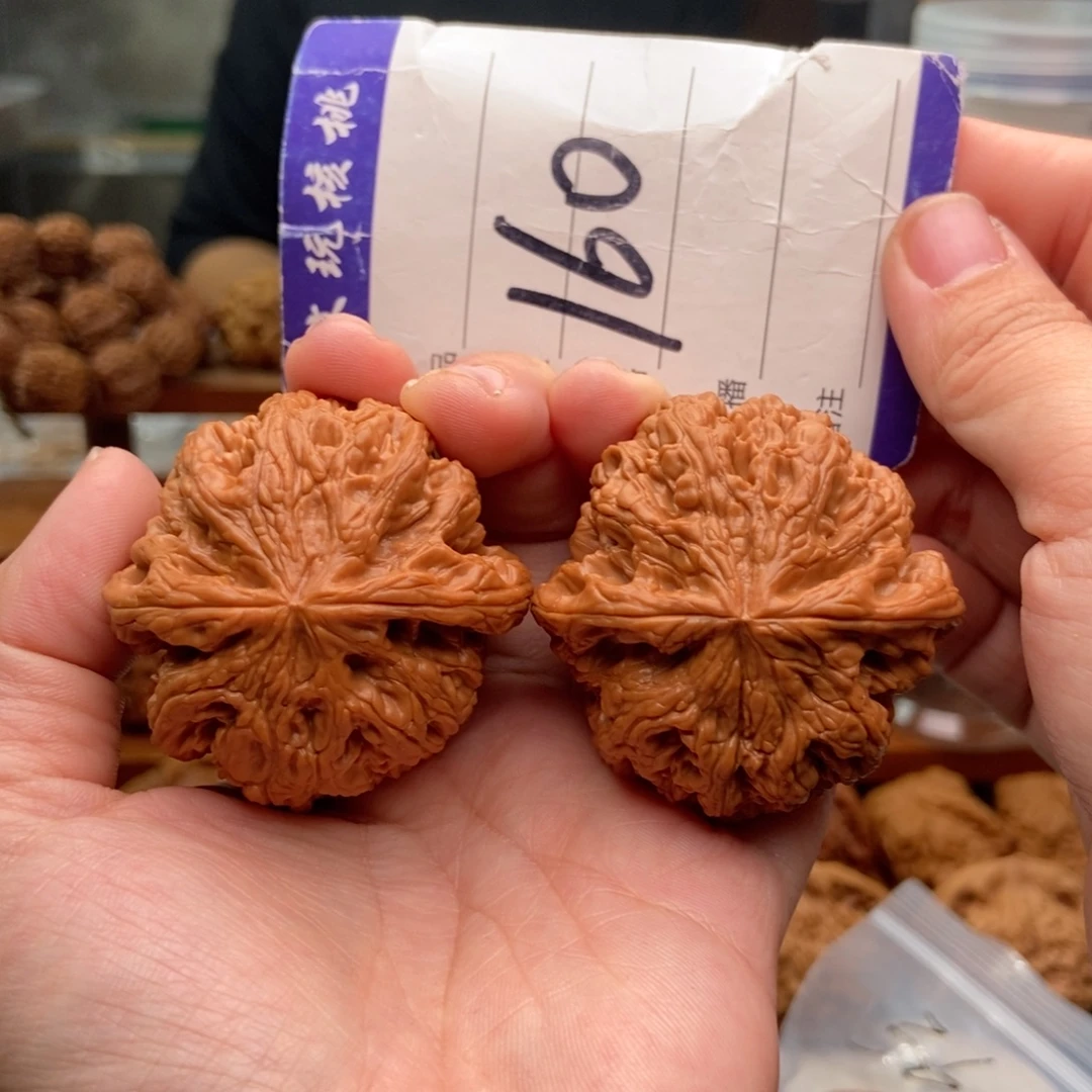 文玩核桃把件47粗筋