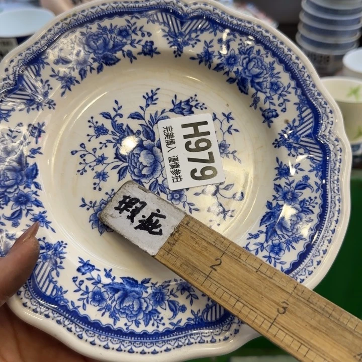 瓷片李****.哈哈哈哈哈哈哈