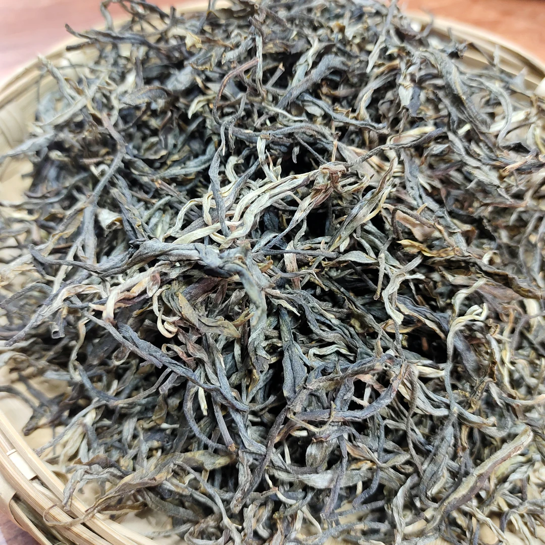 2025年 · 薄荷塘 · 春 古树茶  普洱茶（生茶）