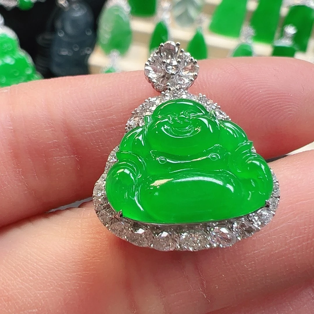 翡翠颈饰18K金镶嵌吊坠