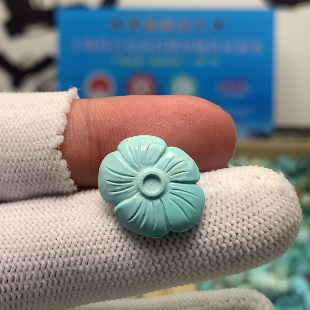 绿松石未镶嵌挂件