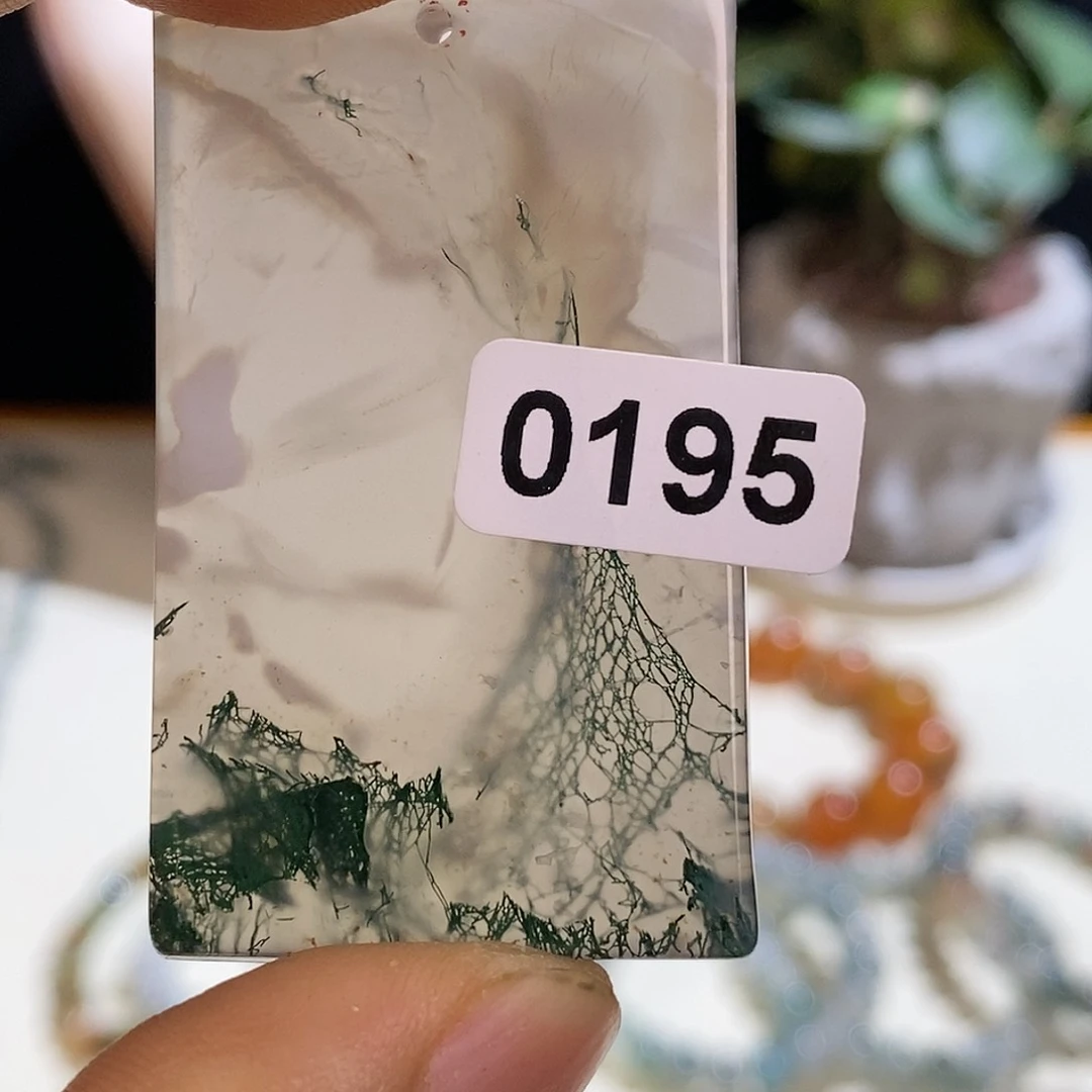 玛瑙/玉髓颈饰未镶嵌炒***士