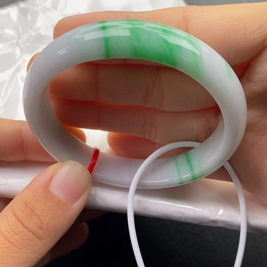 翡翠未镶嵌手镯（贵妃镯）5455贵妃