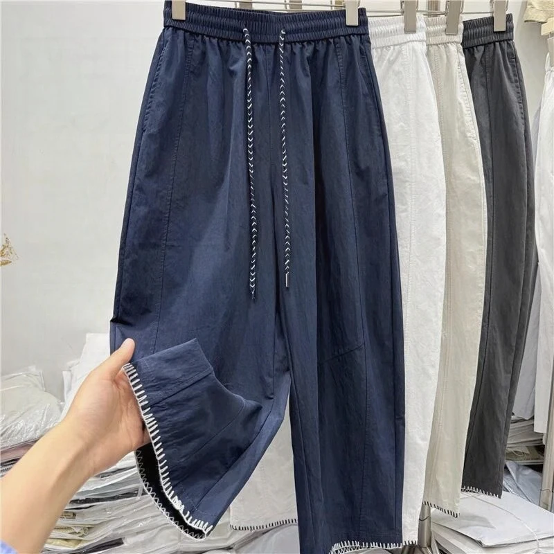 特大码300斤简约裤脚刺绣松紧腰抽绳休闲裤男装夏季宽松阔腿长裤