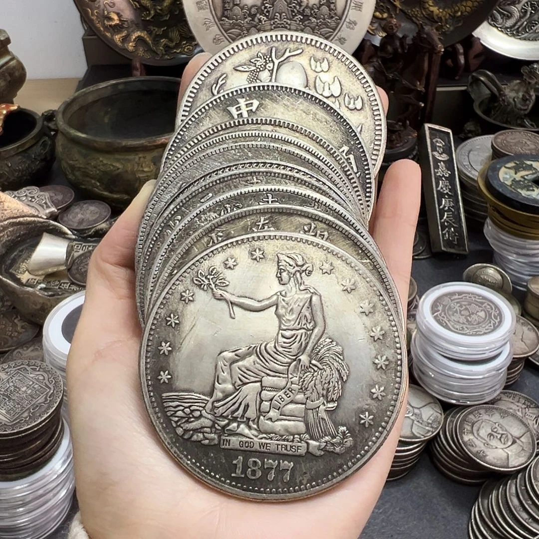 金属复古风格摆件