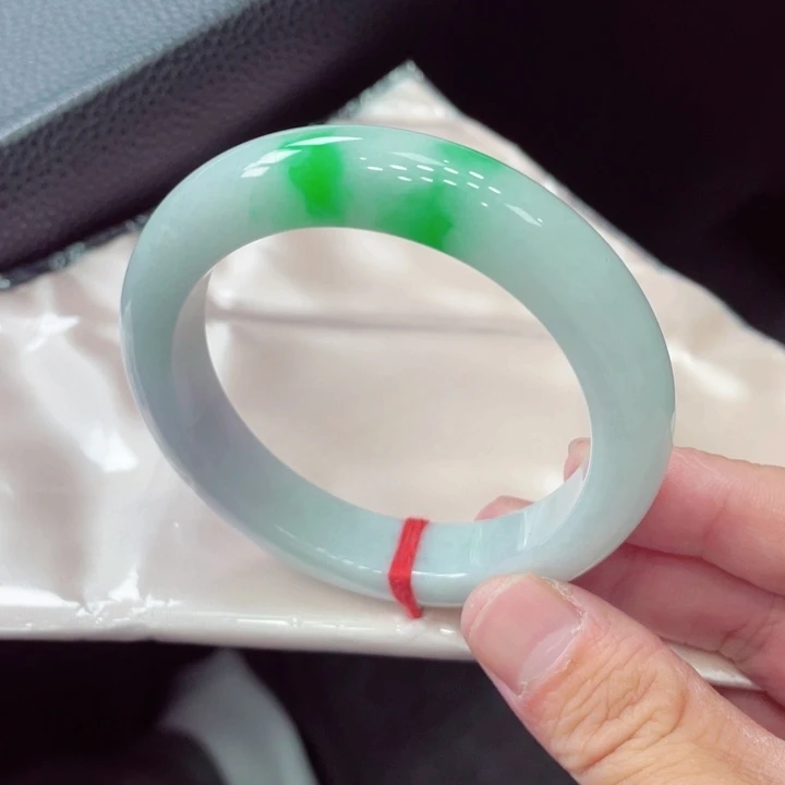 未镶嵌手镯翡翠翡翠