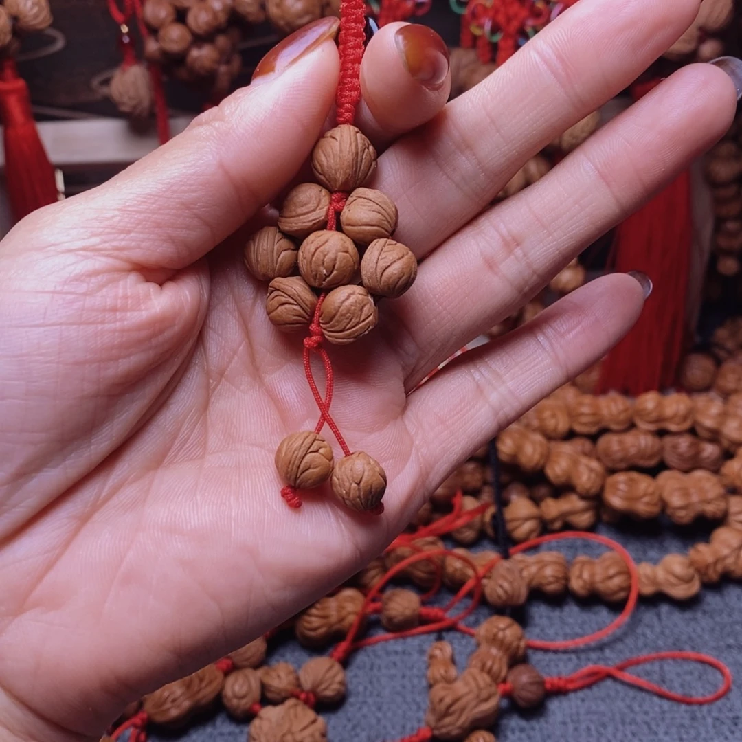 吊坠桃核龙纹桃枭