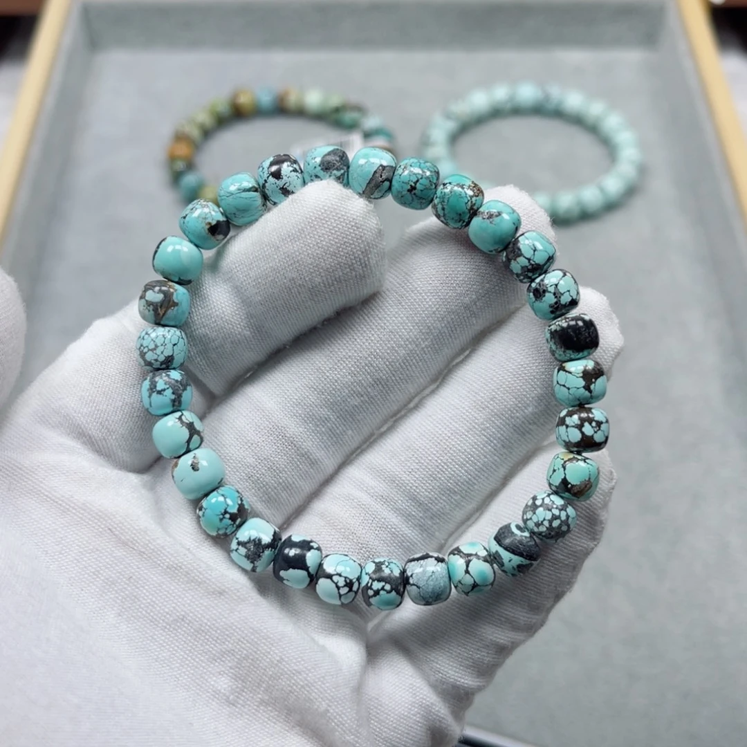 绿松石未镶嵌挂件