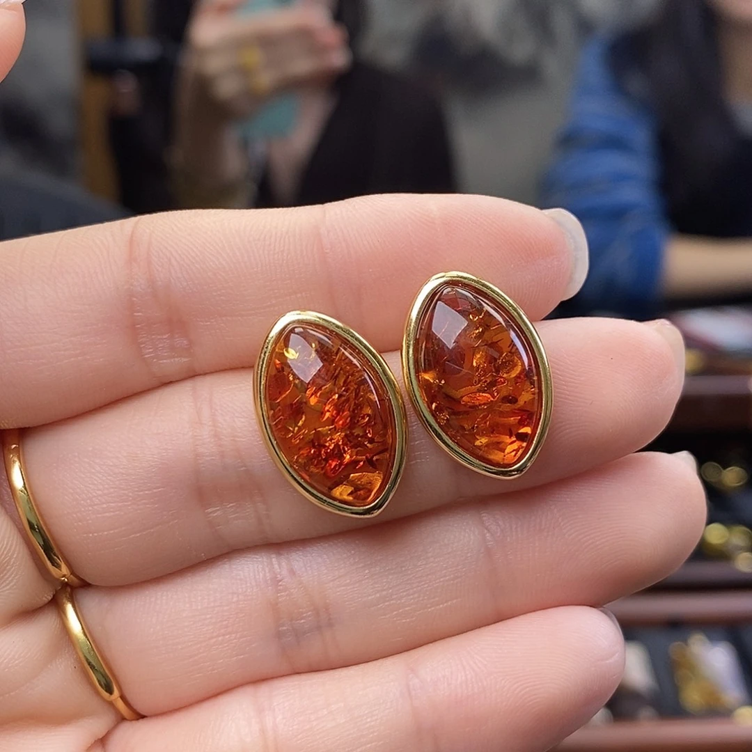 琥珀未镶嵌裸石成品