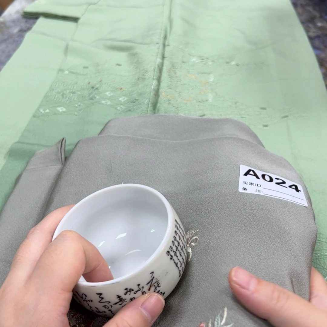 【闪购商品】锦**逸陶瓷马克杯带盖勺