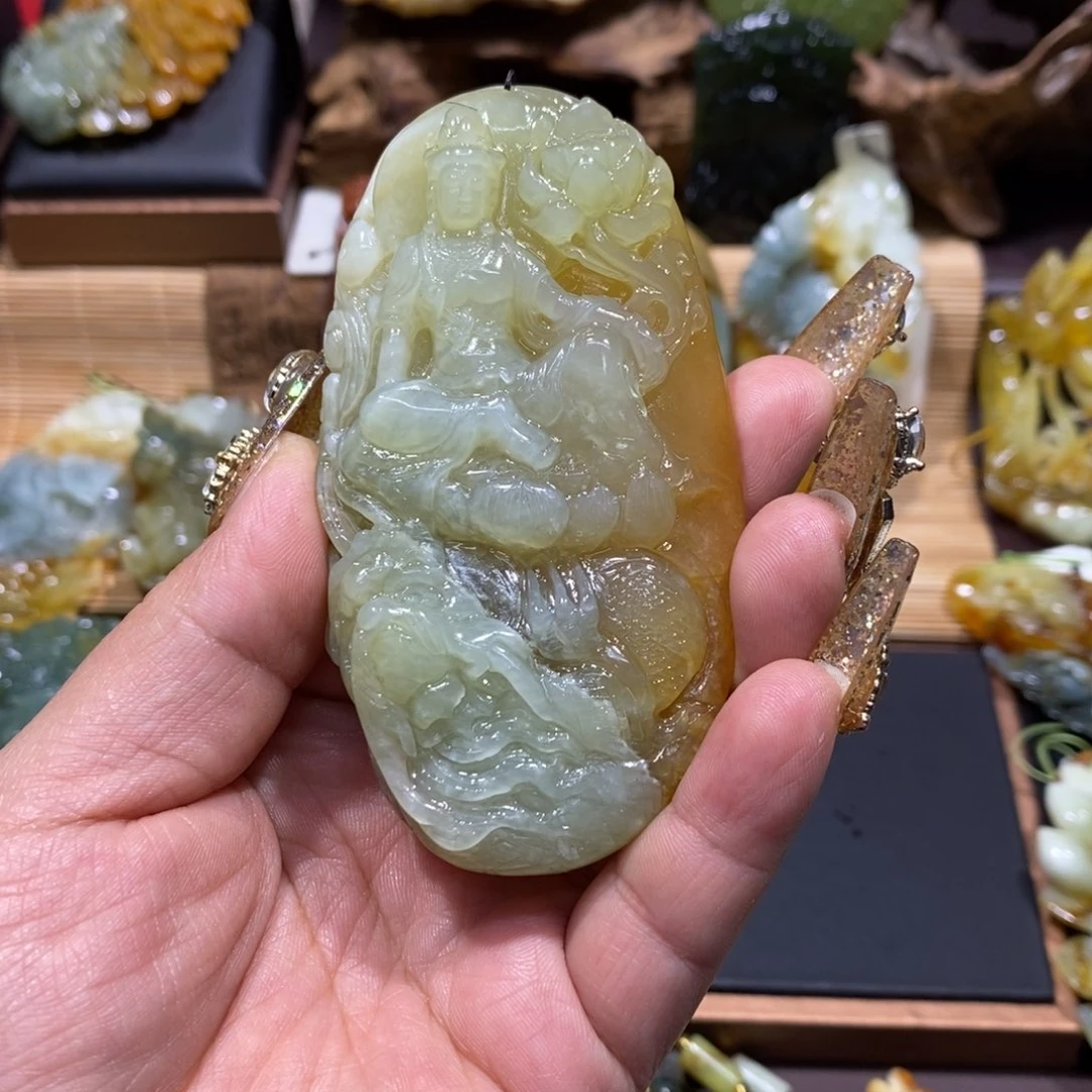 蛇纹石玉颈饰未镶嵌咖**茶