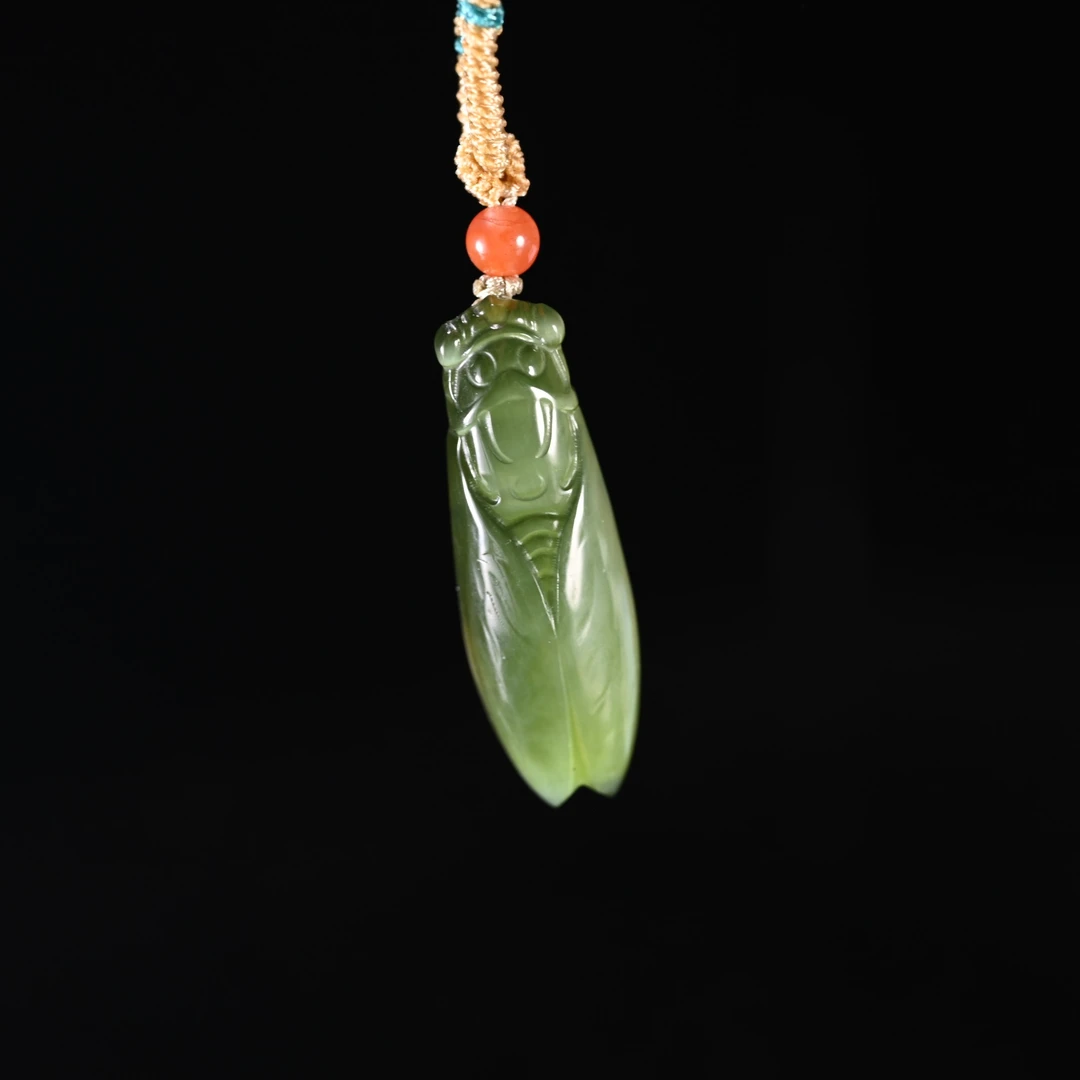 LOT8803 HP6800047和田玉碧玉一鸣惊人挂件/杭拍