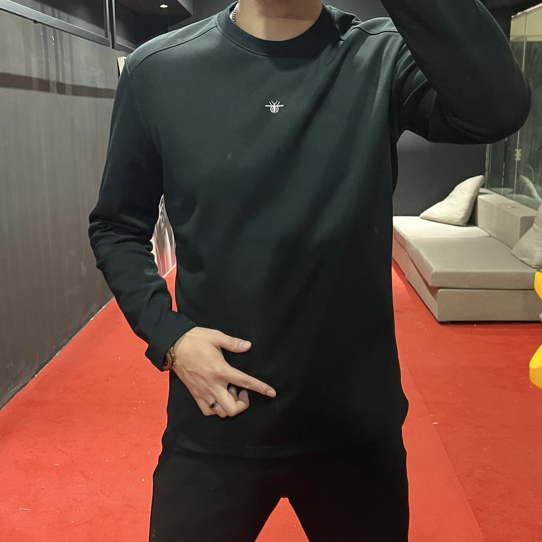 （潮）9901男士高品质秋冬小标蜜蜂纯色打底衫