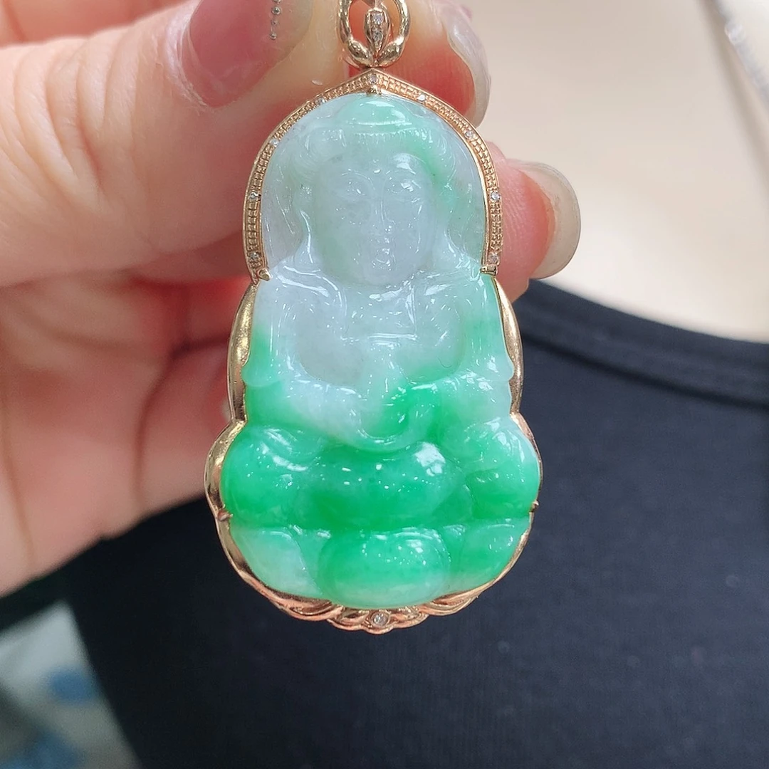 翡翠颈饰18K金镶嵌观音