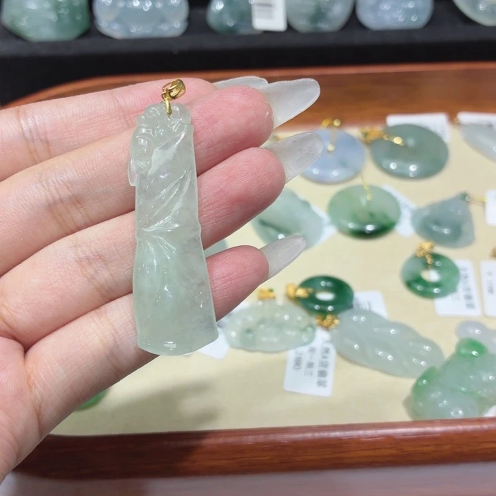 颈饰未镶嵌翡翠天然缅甸a货