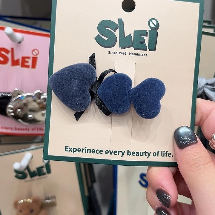 布艺铁合金蓝色爱心丝绒鸭夹