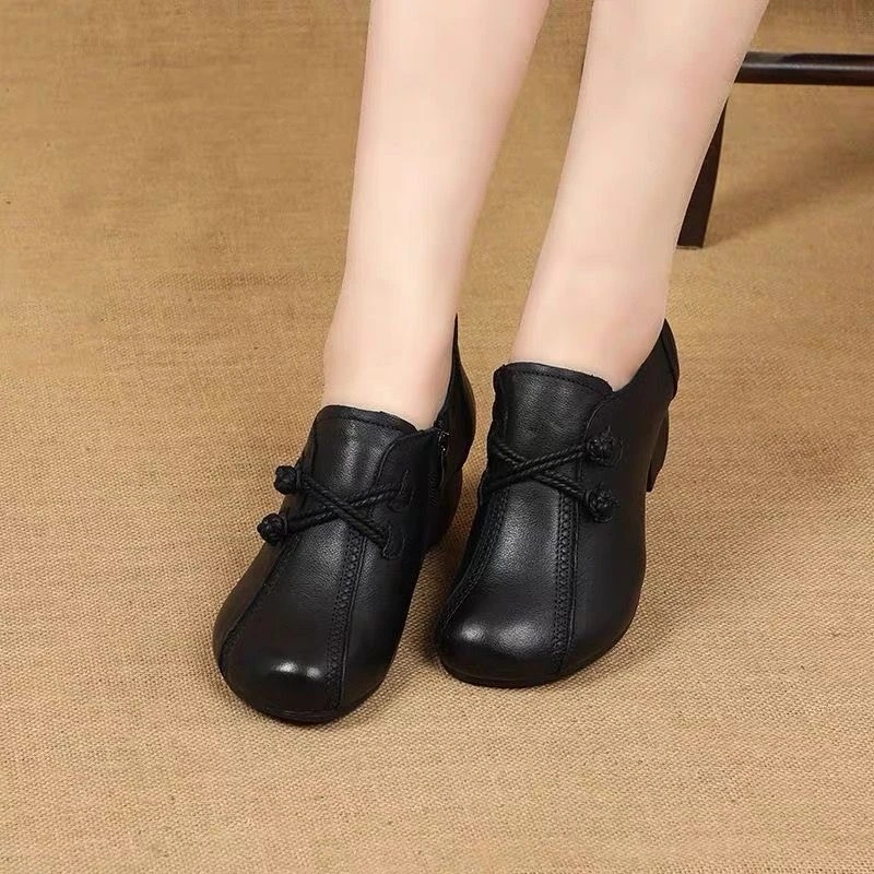 002花色复古中老年单鞋女2025年春秋新款民族风中跟妈妈鞋女鞋