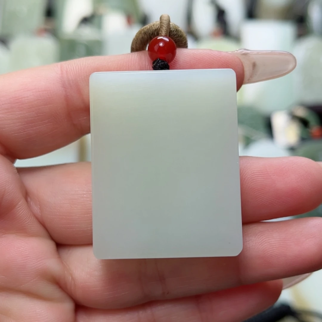 【闪购商品】颈饰未镶嵌和田玉