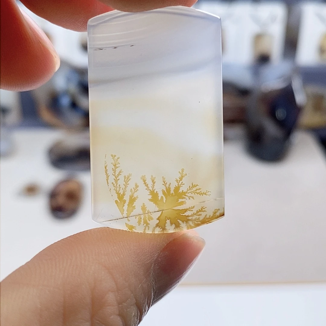 未镶嵌玛瑙/玉髓珠宝奇石