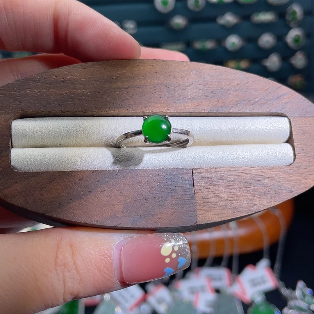 银S925镶嵌戒指翡翠