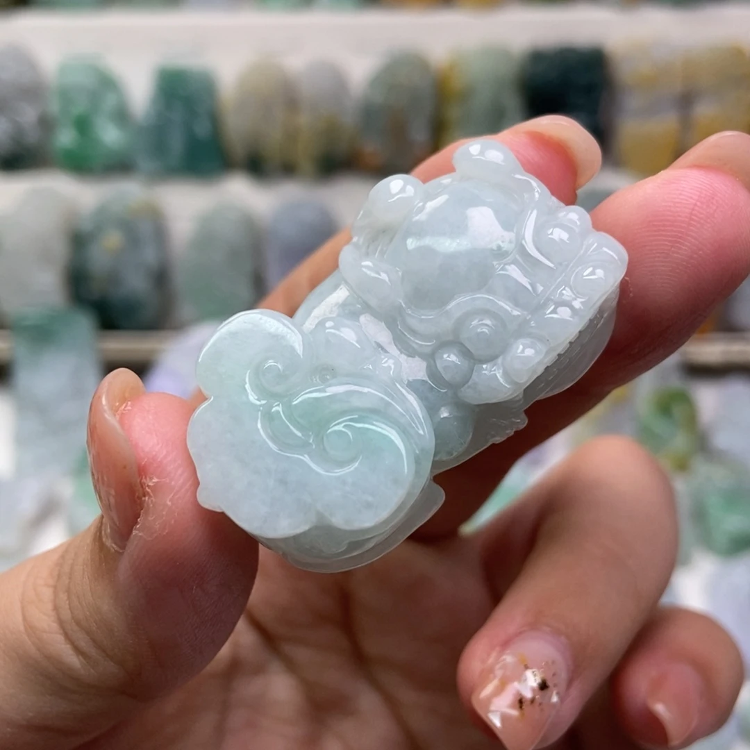 吊坠(赠链)未镶嵌翡翠