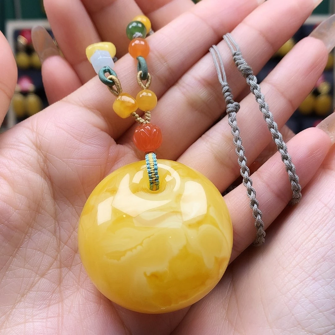未镶嵌颈饰蜜蜡利*吊坠