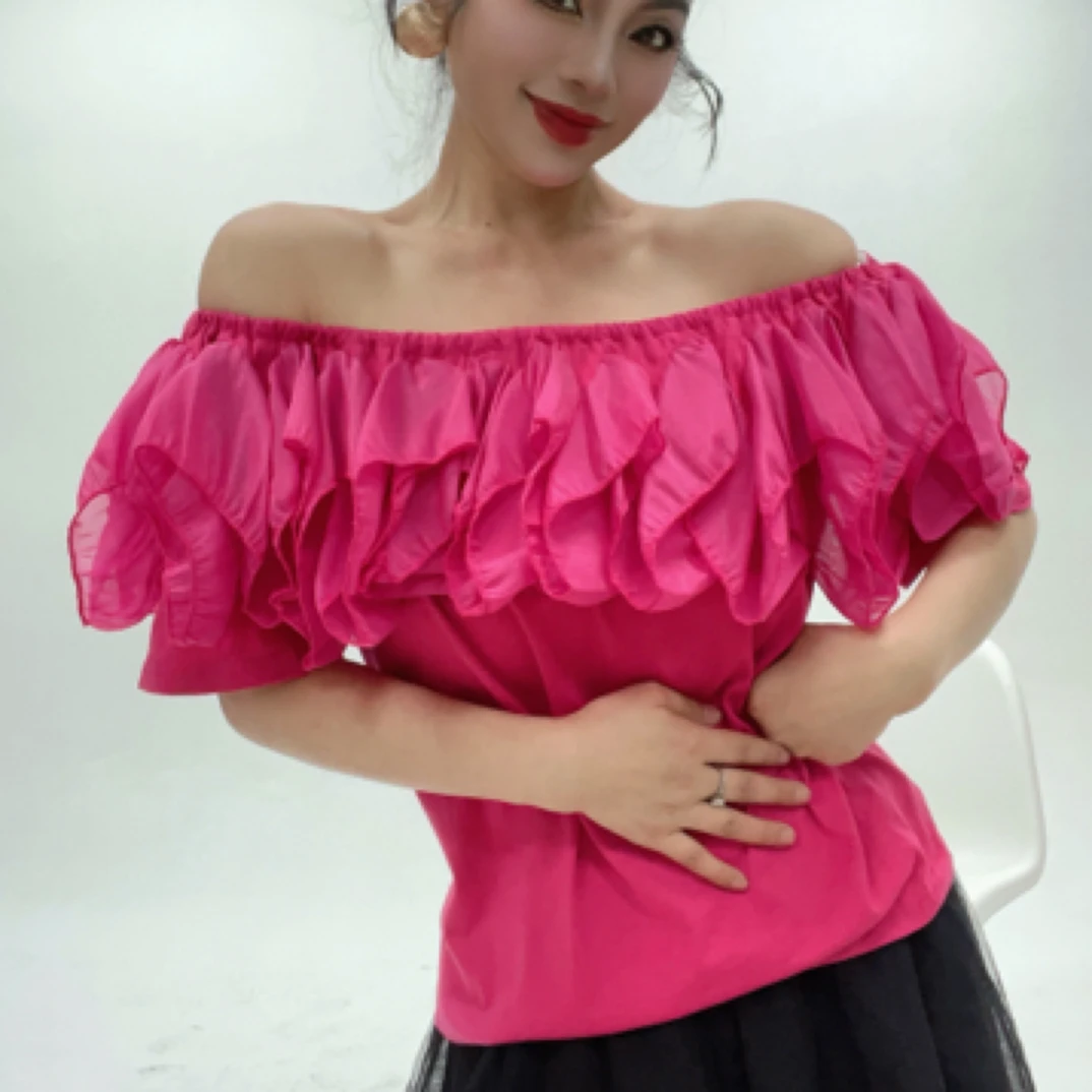 2~套装荷叶边上衣+下半裙（裤），扣号下单，一定要备注编码