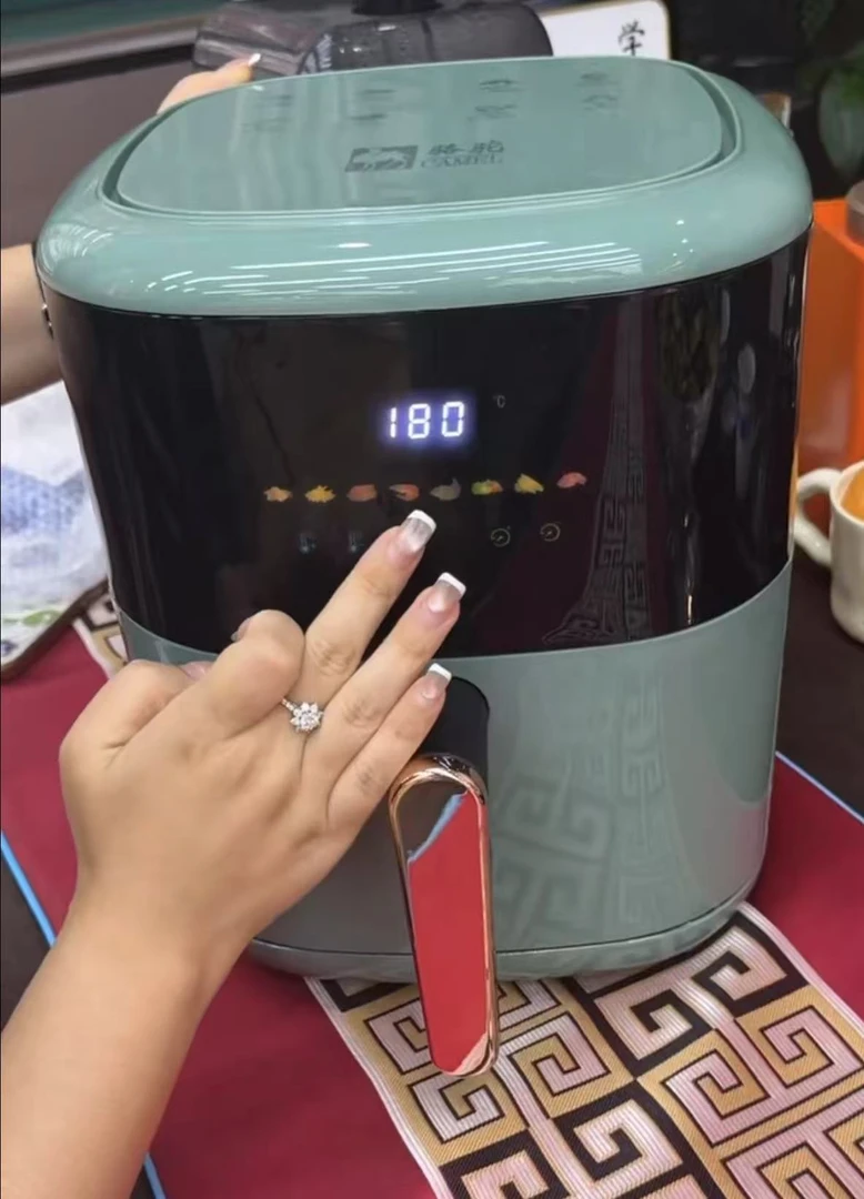 家用空气炸锅居家好帮手