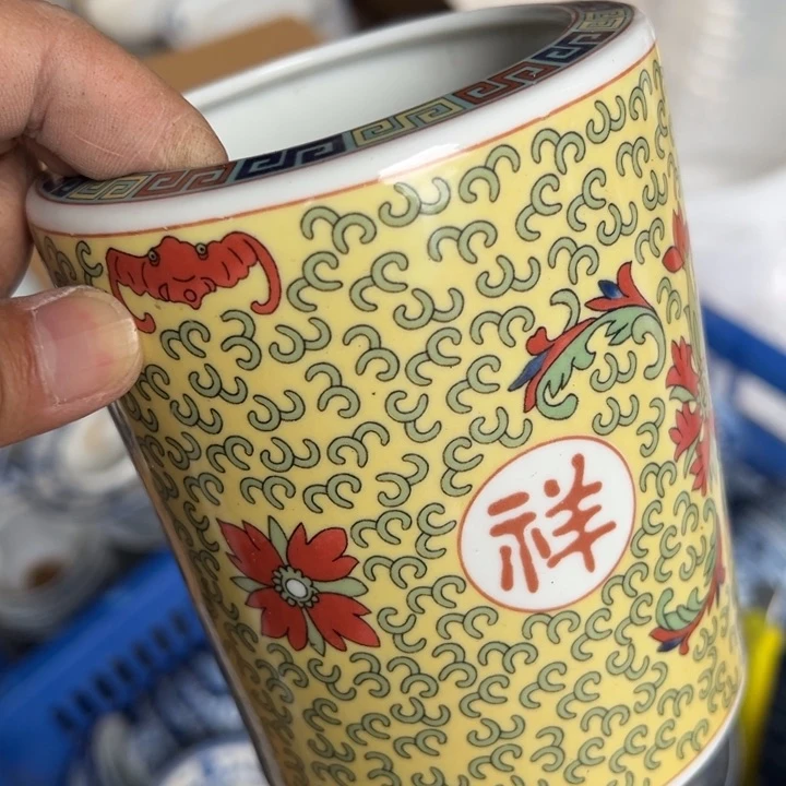 吉祥如意老标笔筒