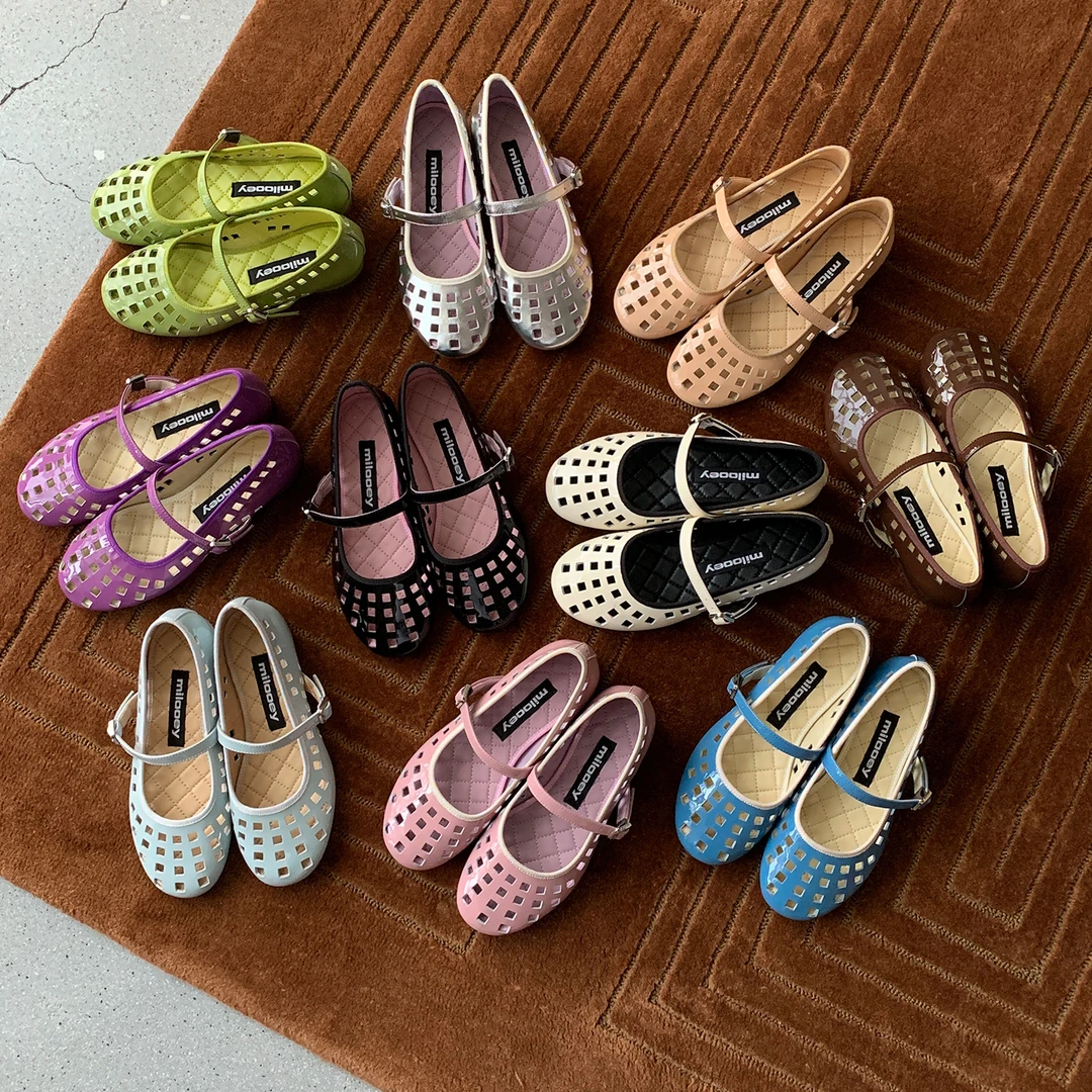 迷失麋鹿【洞洞果冻鞋】 轻软菱格 包头镂空凉鞋