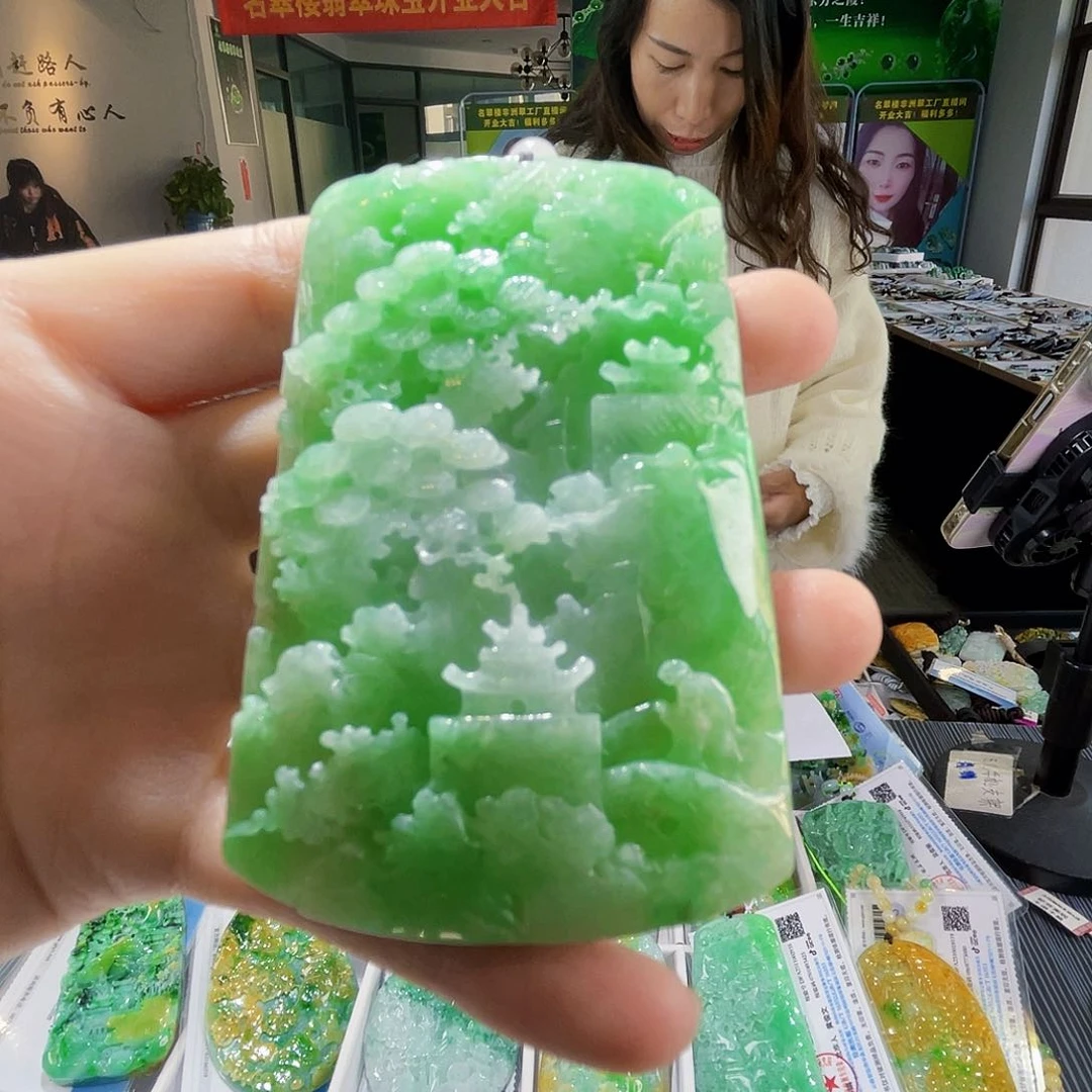 颈饰未镶嵌翡翠翡翠