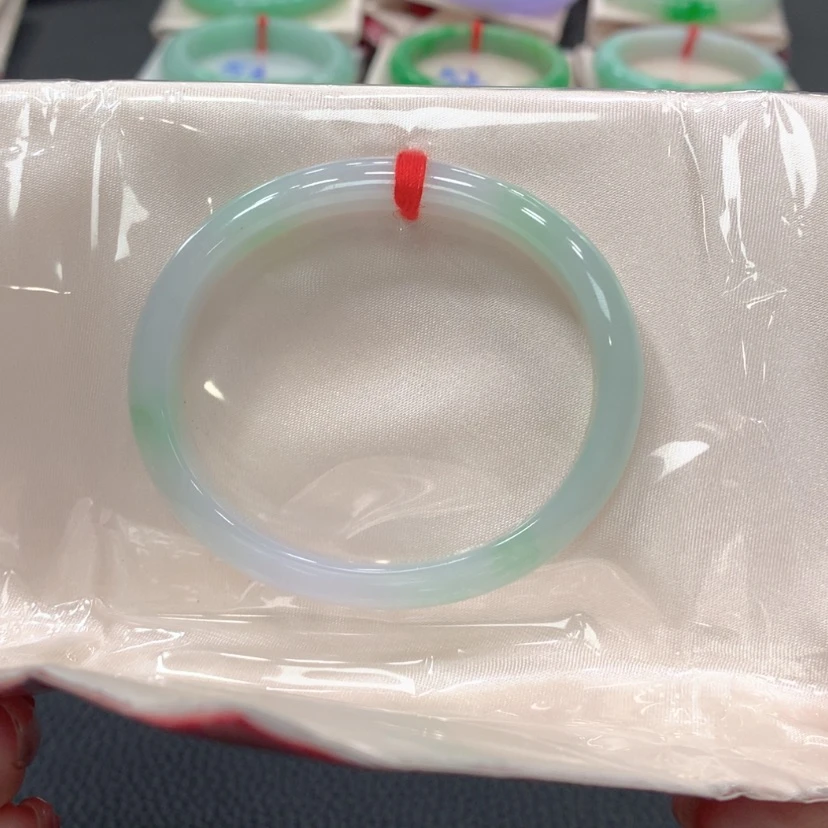 【闪购商品】翡翠手镯未镶嵌?*?翡翠